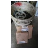 Pulleys - Variety of sizes