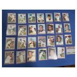 Lot of 28 1970 baseball cards, Ex-NM
