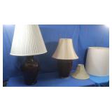 2 Lights with Shdes & 2 Lamp Shades