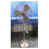 Stainless Steel 3 Speed Rotation Fan