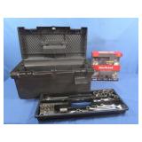Rubbermaid Plastic 19.5" Toolbox
