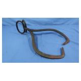 Vintage Cast Iron Ice Tongs,15"