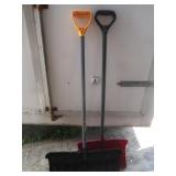 2 Snow Shovels