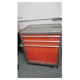 Craftsman 3 drawer & 1 door tool box 27x18'