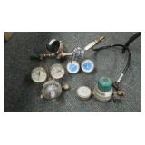 Industrial inert gas regulators