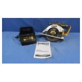 DeWalt 6.5' 20V Brushless Circular Saw w/Battery