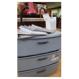 Notebooks,Tablets,Desk Lamp,Sterilite Weave 3