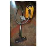 Miele Canister Vacuum,works w/Extra Bags