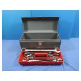 Metal Tool Box w/Lg. Variety of Wrenches(16x7x7')