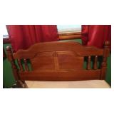 Wooden Bed Headboard 42x38.5'&Bed Frame 72x39'
