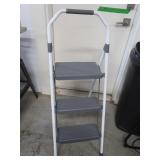 Gorilla Step Ladder 3 Ft