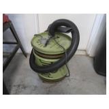 Powr-Vac Hvy Duty Power Vacuum(powers on)