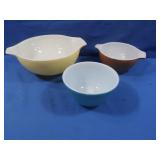Vintage Pyrex Nesting Mixing Bowls&Vintage Pyrex