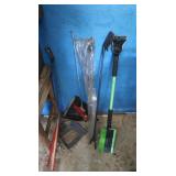 Miscellaneous Dust Pans,Snow Scrapers,Large