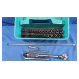 .35" Drive w/Short&Long Ext. inc. 21 Sockets