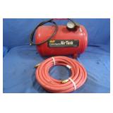 5 Gallon Capacity Air Tank with Hose