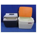 2 sm Coolers&Igloo Lunchmate Cooler