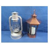 Vintage Dietz Camping Lantern Like New & Battery