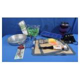 A Large 30oz Tumbler, 2 Circular Cake Pans&more