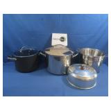 Variety Of Kitchen Accessories, inc. Large