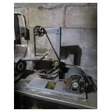Rockwell Sander 21x21x12'