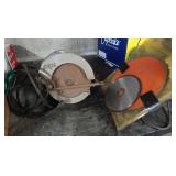 SKil Builders Line SKilsaw Mod #554 w/Extra Blade