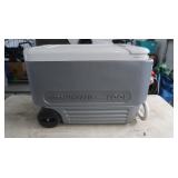 Igloo Wheelie Cooler-22x13"