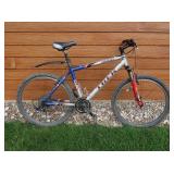 TREK Bicycle 8000 SLR