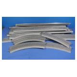 Lionel Fastrack 10"Straight Track Pieces