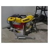 DeWalt 12" Compound Miter Saw 120V 15A Works