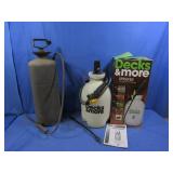 2 - 2 Gallon Hand Sprayers
