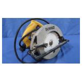 DeWalt 7 1/4" Circular Saw 120V 15 Amp