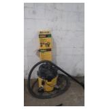 DeWalt 9 Gallon Shop Vacuum Including 2 Filters