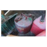 4 Gas Cans,Broom&Snow Shovel