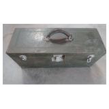 21" Metal Tool Box