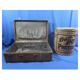 Vintage Suitcase&Antique Dan Dee 5" Pretzel
