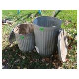 2 Metal Garbage Cans w/Lids