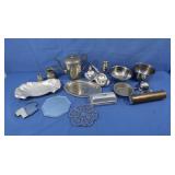 Metal Serveware Items incl Trays,Bowls&more