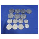 7 Eisenhower Dollars,6 Kennedy Halves,2 State Qtrs