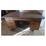 Desk,Wood 42Wx68"L