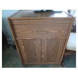 TV Cart/Stand 25x20x34"