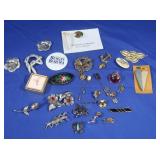 Costume Jewlery-Pins
