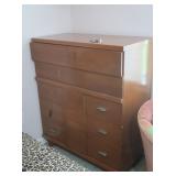 Hallmark Quality FurnitureChest of Drawers28x18x44