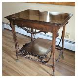 Victorian claw and ball stand 29"20"30"