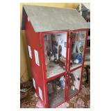 Fabulous LARGE glass front dollhouse w/ contents