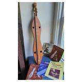 Handcrafted fullcraft dulcimer