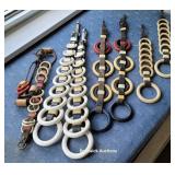 Horse harness line spreaders