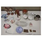 Misc. lot of salt/pepper shakers, 2 England cups,