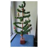 30" folk art Christmas tree