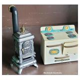 2 dollhouse stoves